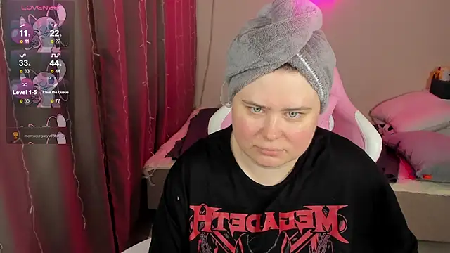 Akemi BBW online show from 2, 4, 2026