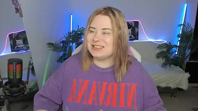 Akemi BBW online show from 8, 3, 2025