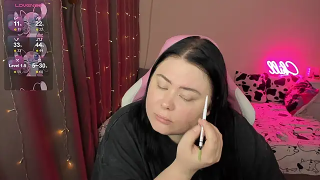 Akemi BBW online show from 4, 2, 2026