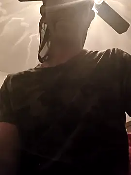 Snapshot of icyMike43 chatting on 18, 2, 2026 icyMike43 online show from 18, 2, 2026