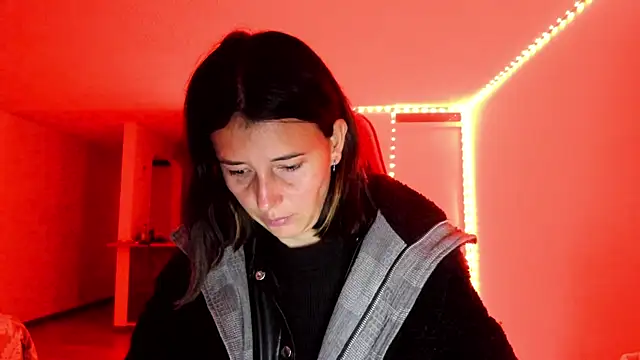 Snapshot of zoe_jeane_beker chatting on 20, 2, 2025 zoe jeane beker online show from 20, 2, 2025