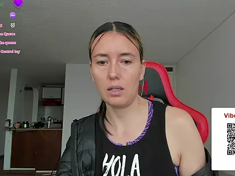 zoe jeane beker online show from 18, 5, 2026