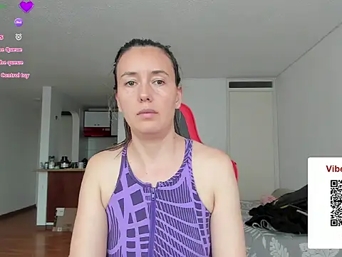 zoe jeane beker online show from 20, 5, 2026