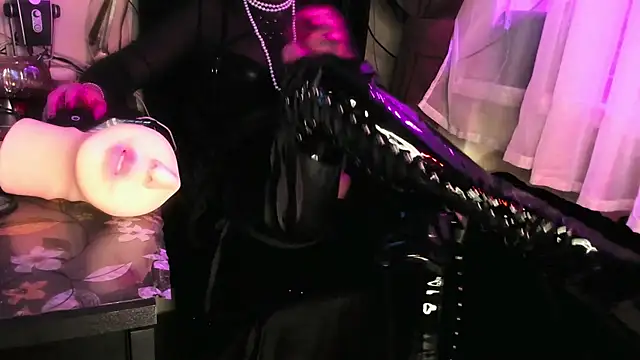 astarrot online show from 11, 1, 2025