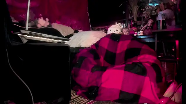 astarrot online show from 6, 11, 2025