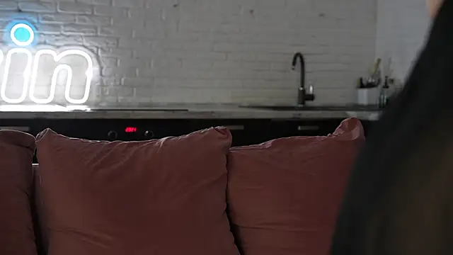 Al1ce Fox online show from 2, 2, 2025