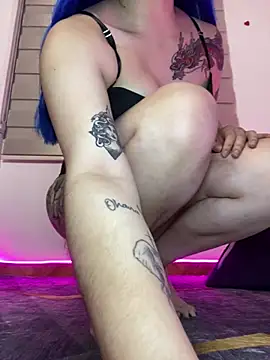 kaoticblue  online show from 27, 2, 2025