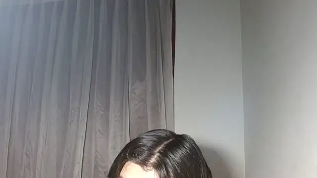 zoe adhara online show from 28, 9, 2025