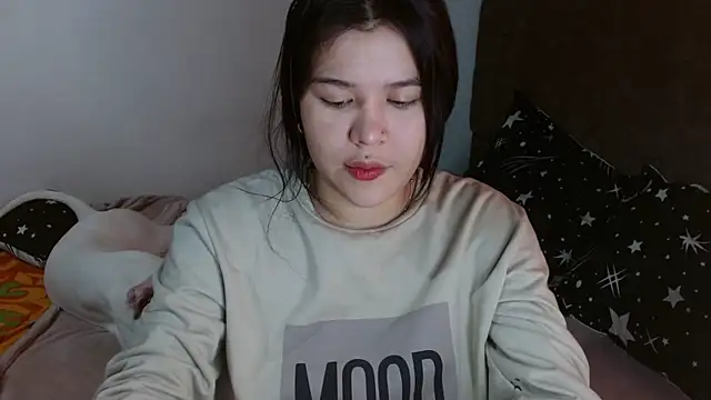 zoe adhara online show from 4, 11, 2025