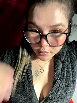 zoe adhara online show from 22, 9, 2025