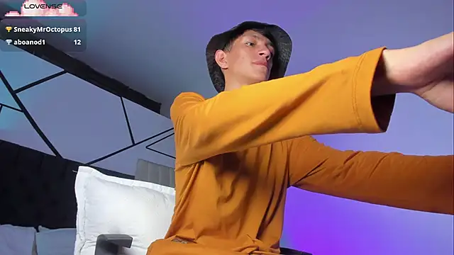 DereckCooperr online show from 19, 3, 2025