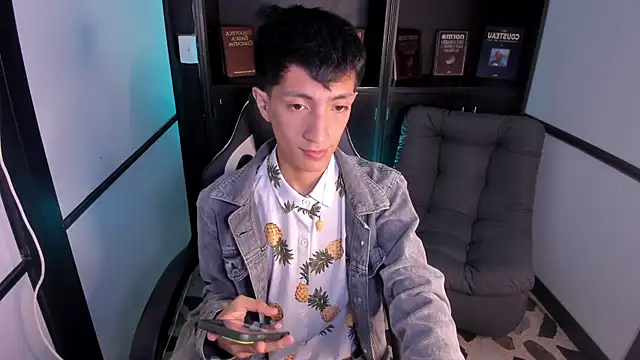 DereckCooperr online show from 10, 10, 2025