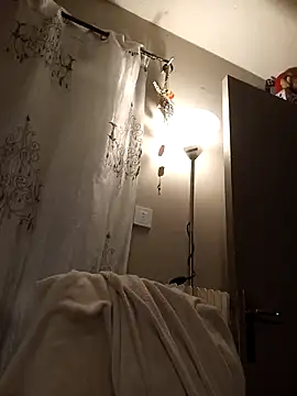 Snapshot of teekoine1 chatting on 15, 10, 2025 teekoine1 online show from 15, 10, 2025