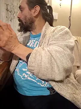 Snapshot of teekoine1 chatting on 18, 11, 2025 teekoine1 online show from 18, 11, 2025