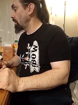 Snapshot of teekoine1 chatting on 17, 12, 2025 teekoine1 online show from 17, 12, 2025