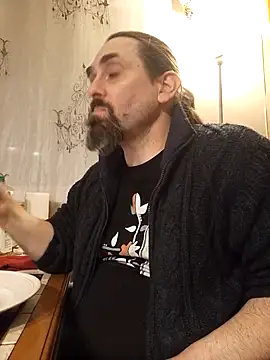 Snapshot of teekoine1 chatting on 16, 12, 2025 teekoine1 online show from 16, 12, 2025