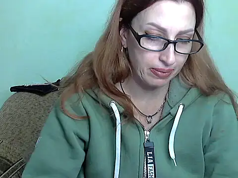 Jillian Pattie online show from 2, 11, 2025