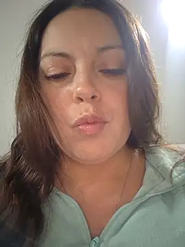 Snapshot of seherlatin chatting on 19, 4, 2026 seherlatin online show from 19, 4, 2026
