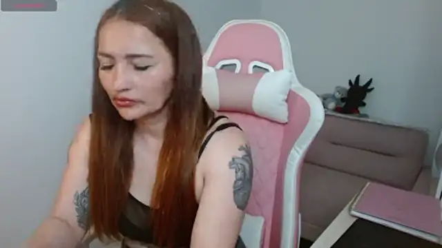 EVA GRAYS online show from 14, 1, 2026