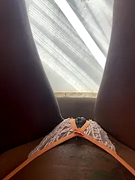 Snapshot of MariaLorenaah chatting on 20, 10, 2025 MariaLorenaah online show from 20, 10, 2025