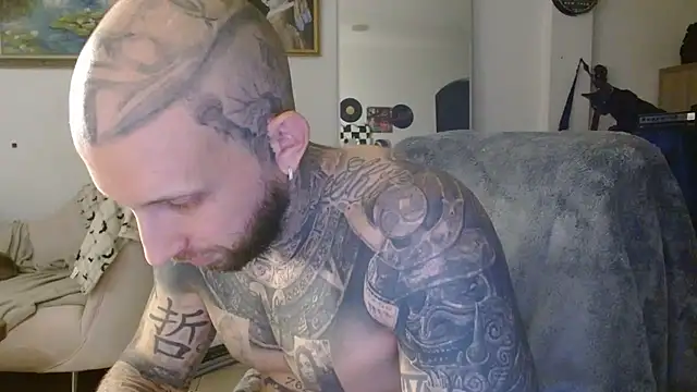 bobbybacala91 online show from 5, 10, 2025