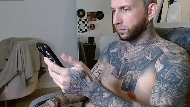 bobbybacala91 online show from 9, 9, 2025