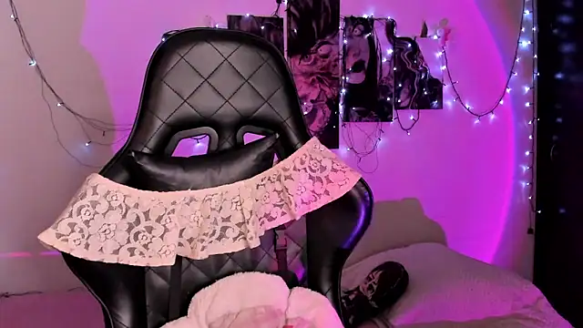 willow poisson online show from 10, 11, 2025