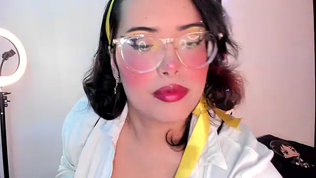 Snapshot of willow_poisson chatting on 7, 7, 2026 willow poisson online show from 7, 7, 2026