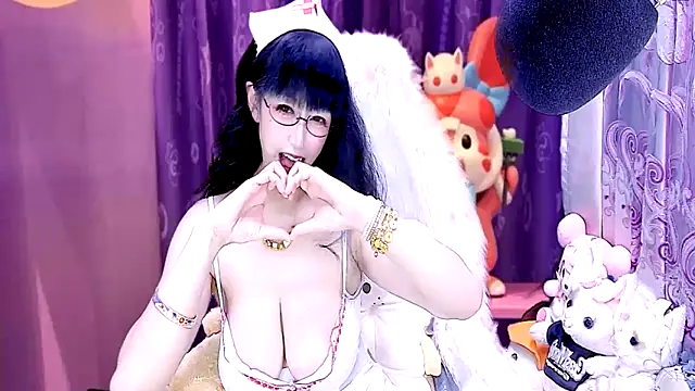 kumamon- online show from 10, 1, 2025