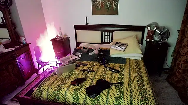 Snapshot of CharlotteVixxens chatting on 31, 3, 2026 CharlotteVixxens online show from 31, 3, 2026