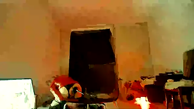 CharlotteVixxens online show from 3, 3, 2025