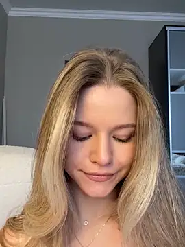 JessIsLove online show from 17, 2, 2025