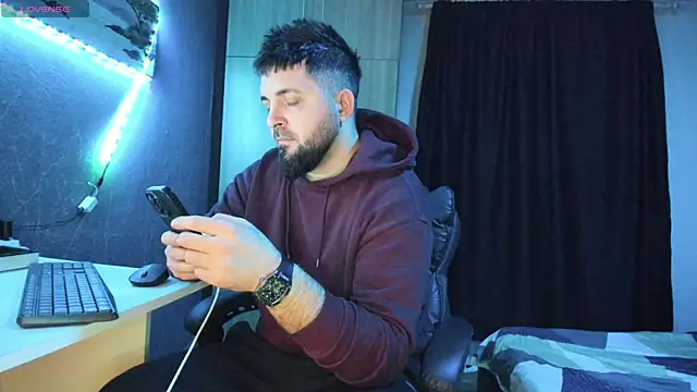 Eduu2322 online show from 14, 2, 2025