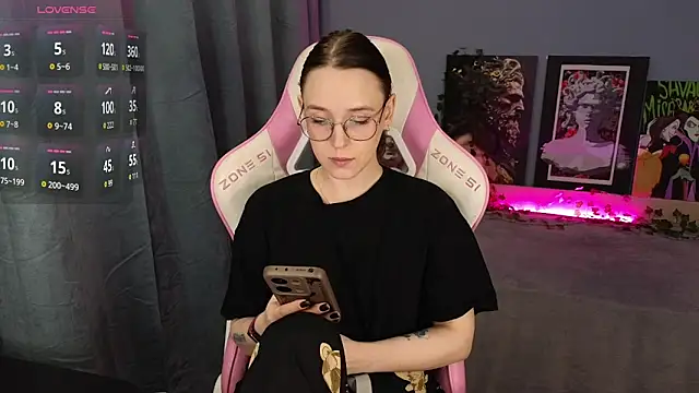 Sweet frosti online show from 12, 4, 2026