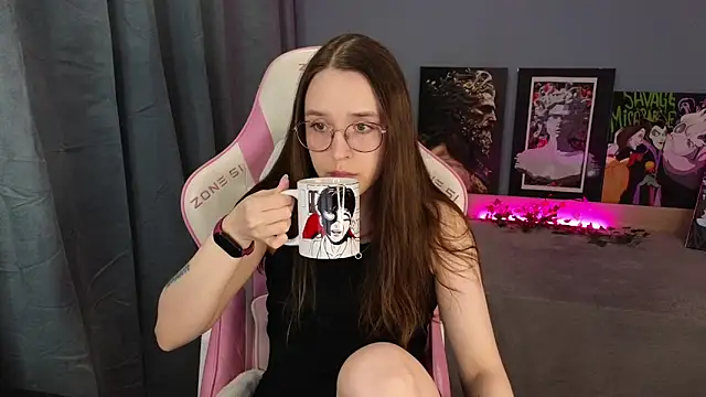 Sweet frosti online show from 28, 5, 2026
