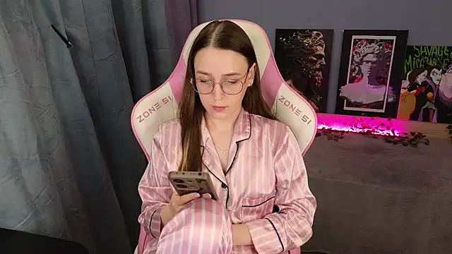 Sweet frosti online show from 4, 5, 2026