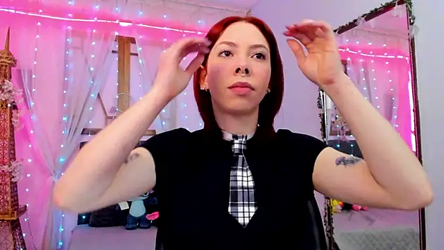 laura olssen online show from 26, 9, 2025