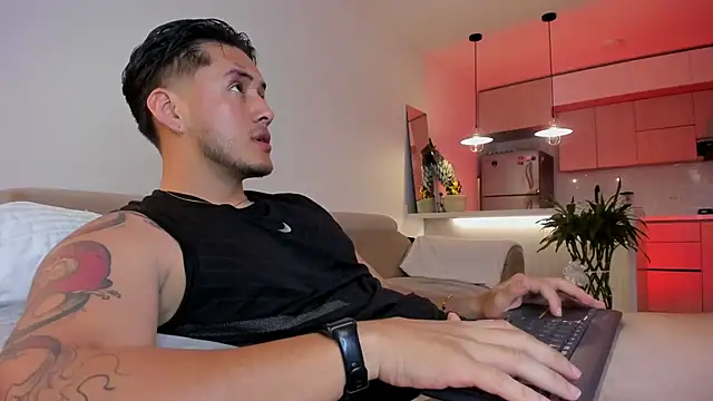 Snapshot of Chriskyle_ chatting on 18, 9, 2025 Chriskyle online show from 18, 9, 2025