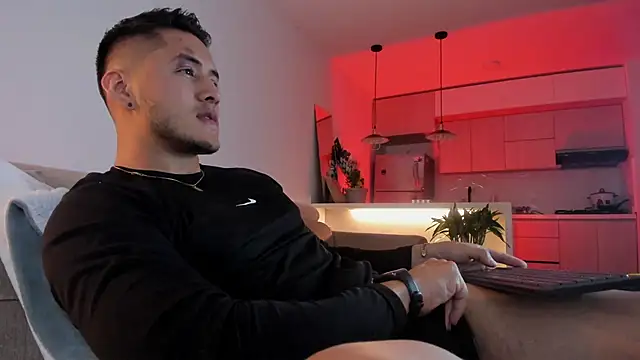 Snapshot of Chriskyle_ chatting on 8, 12, 2024 Chriskyle online show from 8, 12, 2024