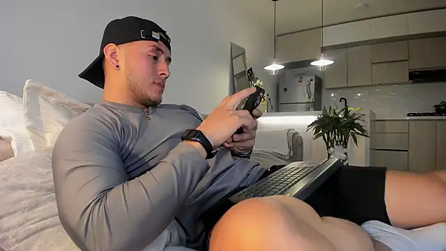 Snapshot of Chriskyle_ chatting on 19, 2, 2025 Chriskyle online show from 19, 2, 2025