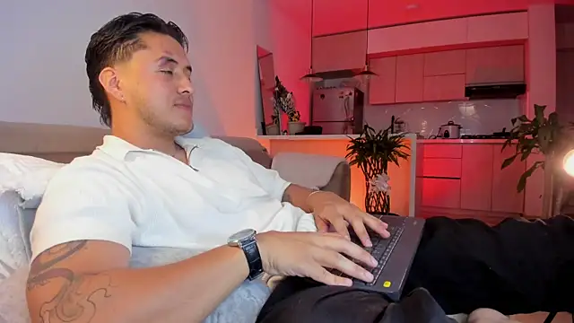 Chriskyle  online show from 15, 1, 2026