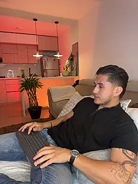 Snapshot of Chriskyle_ chatting on 28, 11, 2025 Chriskyle online show from 28, 11, 2025