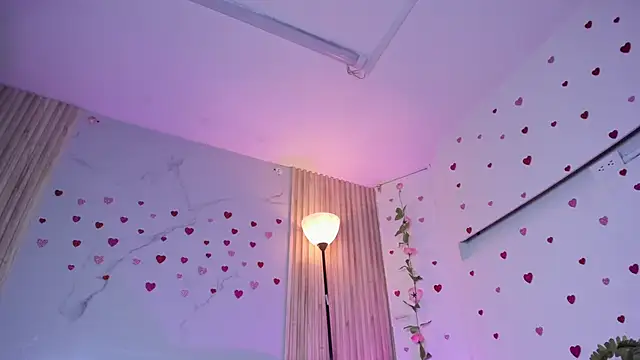 AdammClark1 online show from 25, 2, 2025