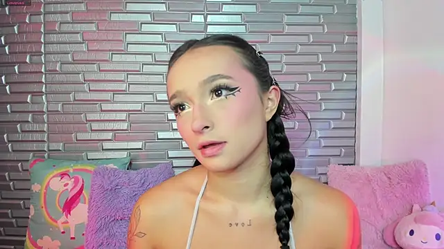 issagarcia online show from 25, 2, 2025