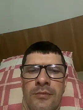 Juliano2289 online show from 15, 4, 2026
