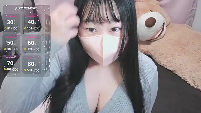 yuinyan3150 online show from 1, 12, 2025