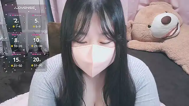 yuinyan3150 online show from 23, 11, 2025