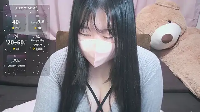 yuinyan3150 online show from 31, 3, 2026