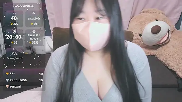 Snapshot of yuinyan3150 chatting on 1, 3, 2026 yuinyan3150 online show from 1, 3, 2026