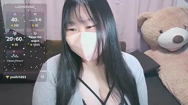 yuinyan3150 online show from 15, 3, 2026